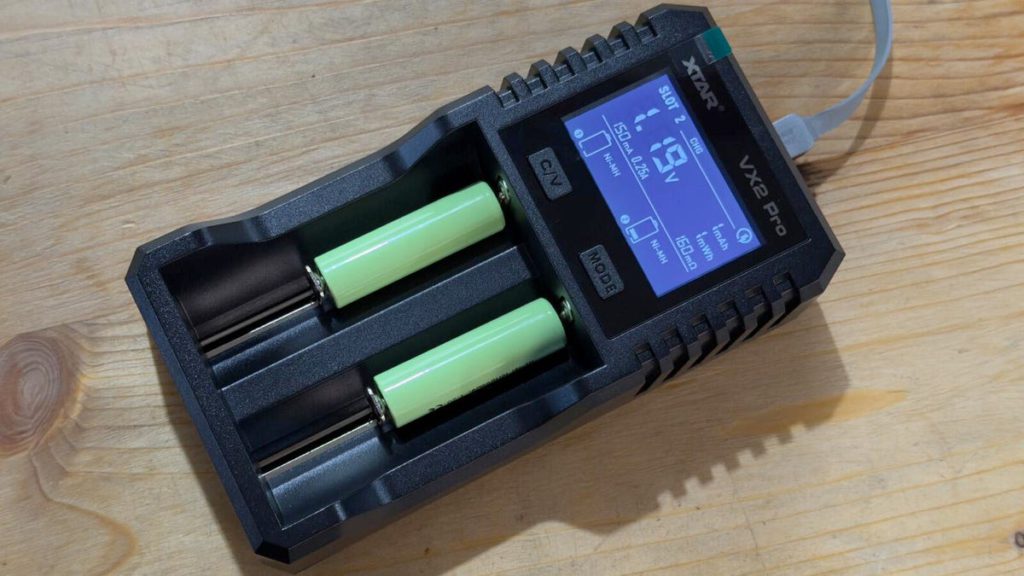 This battery analyzer I discovered is a power users’ dream – how it stands out